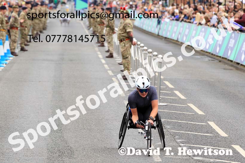 Womens wheelchair 2022 Great North Run. Photo: David T. Hewitson/Sports for All Pics